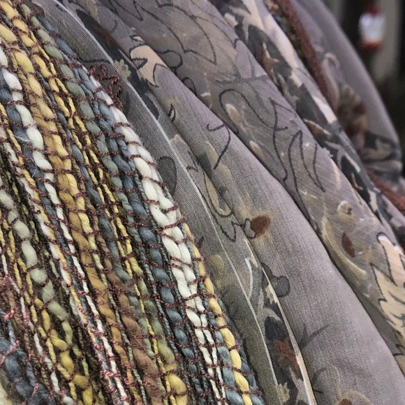 Infinity Scarf - Picture 2 of 3